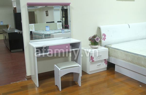 Làm đẹp phòng ngủ với bàn trang điểm | ảnh 8