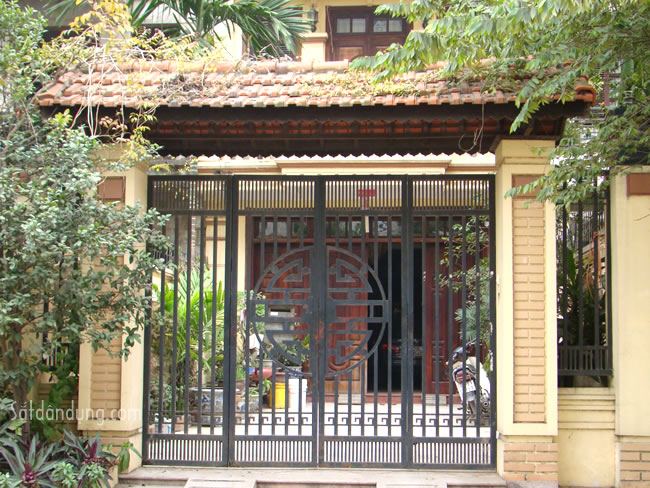 Mẫu cổng sắt đẹp - 35